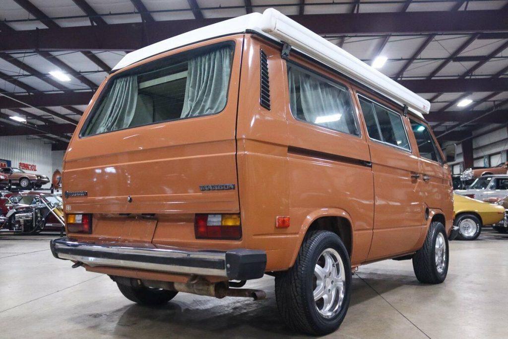 1984 Volkswagen Bus/vanagon Camper [very original setup]