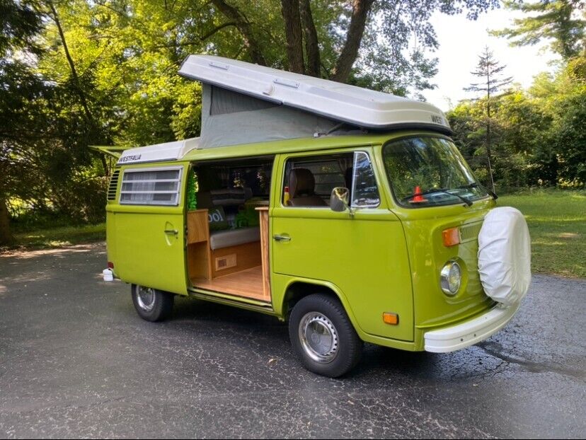 1978 Volkswagen Bus/vanagon Westfalia camper [restored]