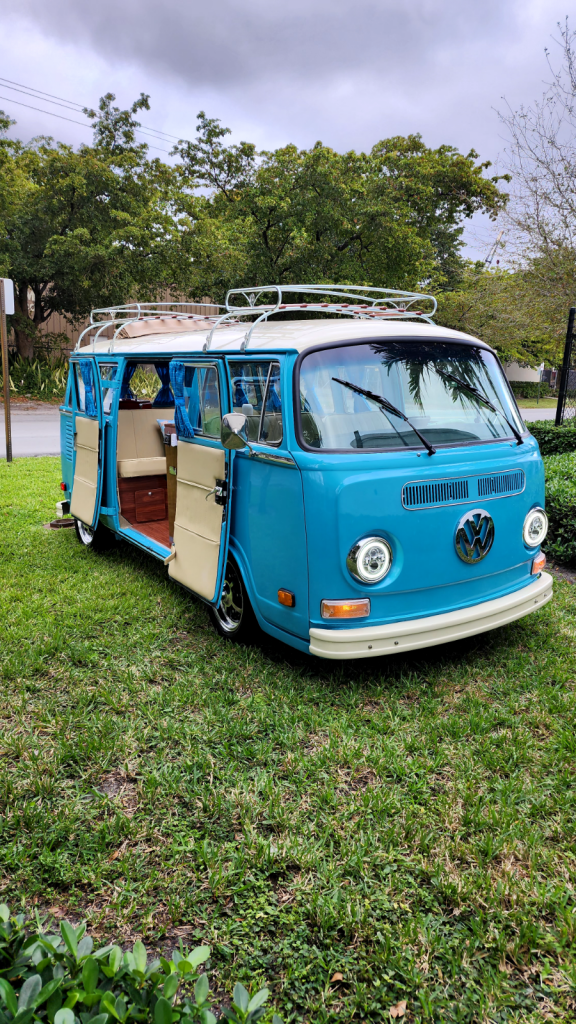 1980 Volkswagen Vanagon Minivan camper [custom gem]