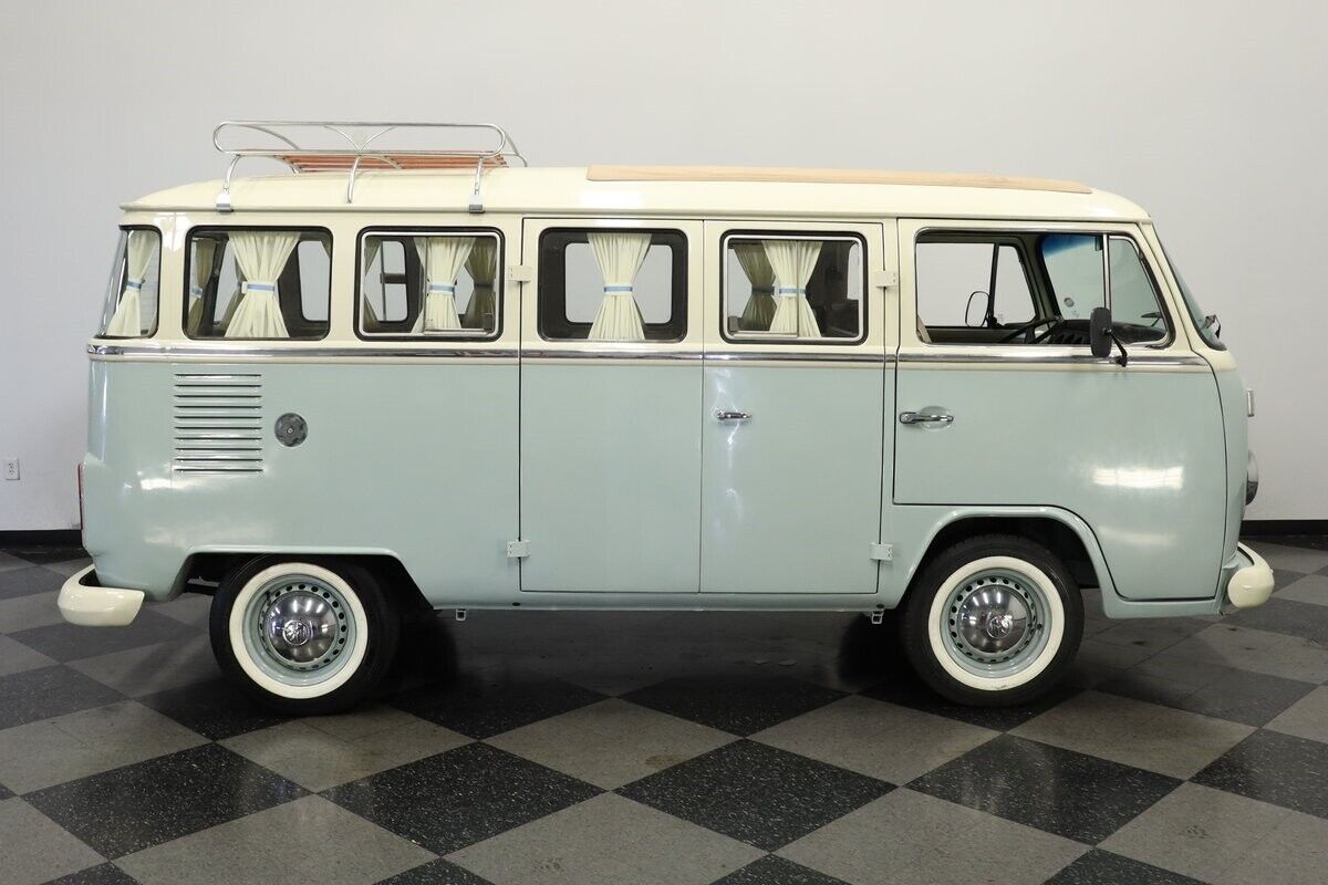 1991 Volkswagen Bus/Vanagon 13 Window Camper [South American Type] for sale