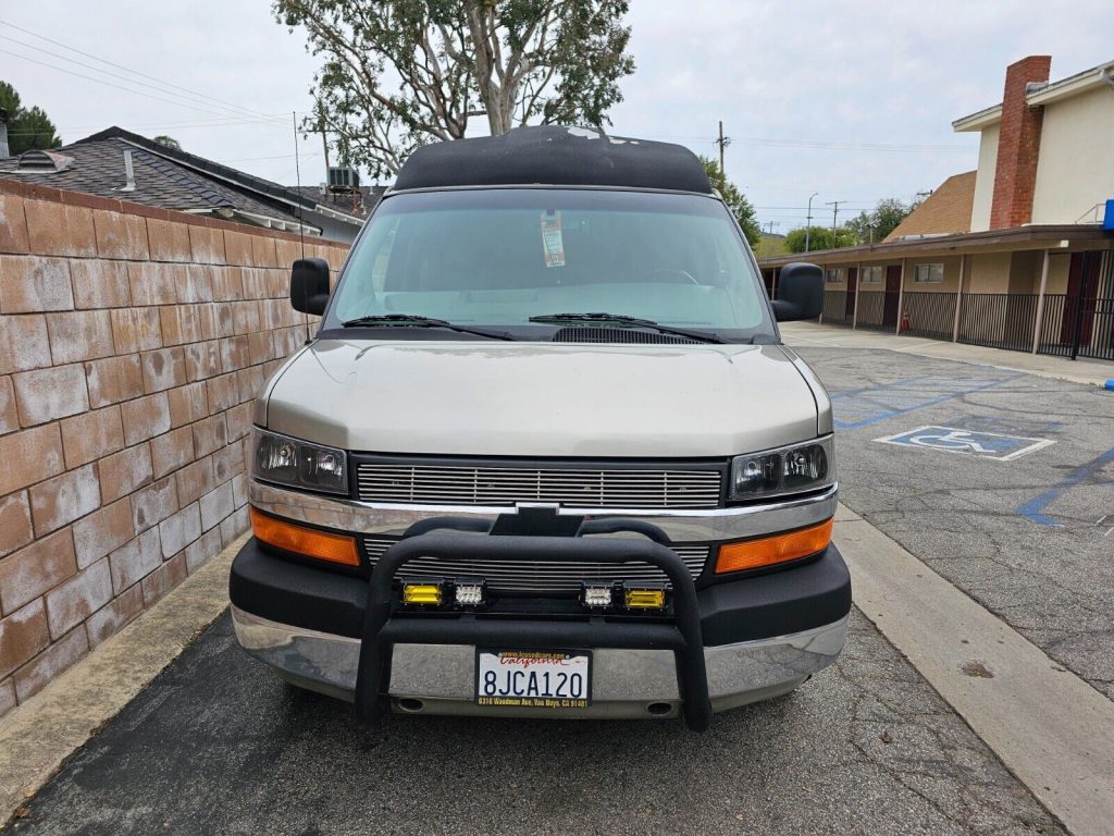2003 Chevrolet Express camper [upgraded]