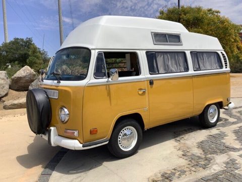 1971 Volkswagen Bus/Vanagon 28 camper [new paint] for sale