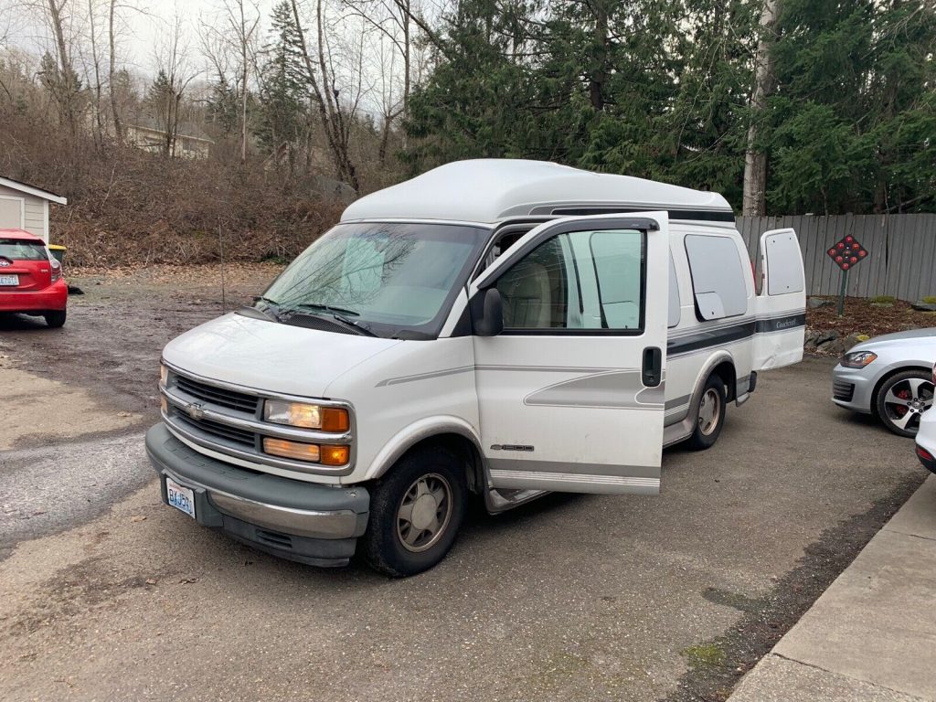 1998 Chevrolet Express camper [new crate engine]