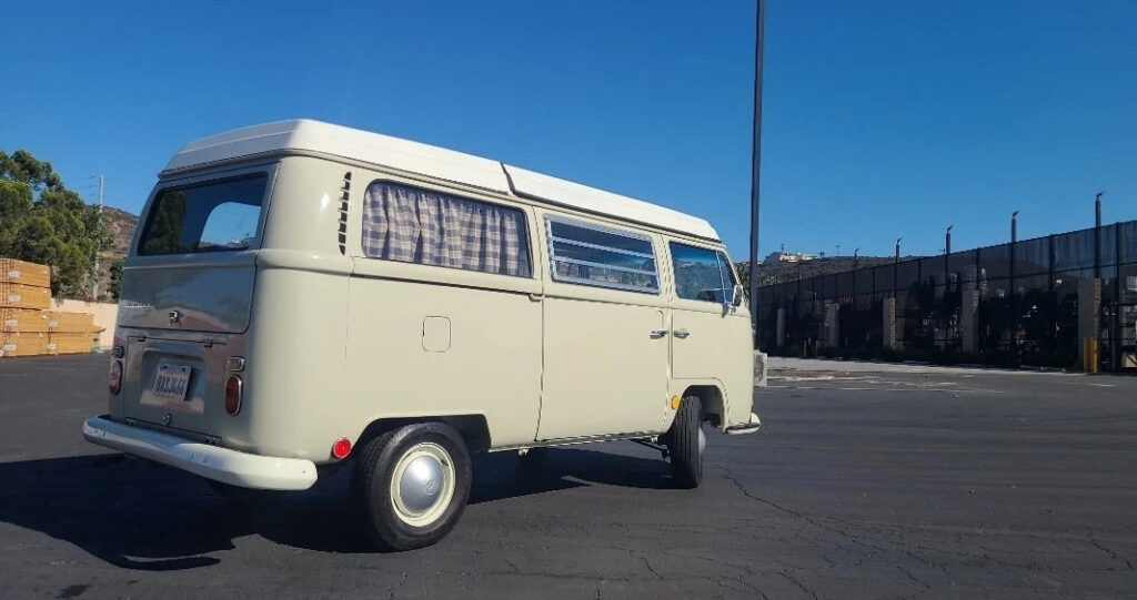 1968 Volkswagen Classic California Bus Westfalia Camper