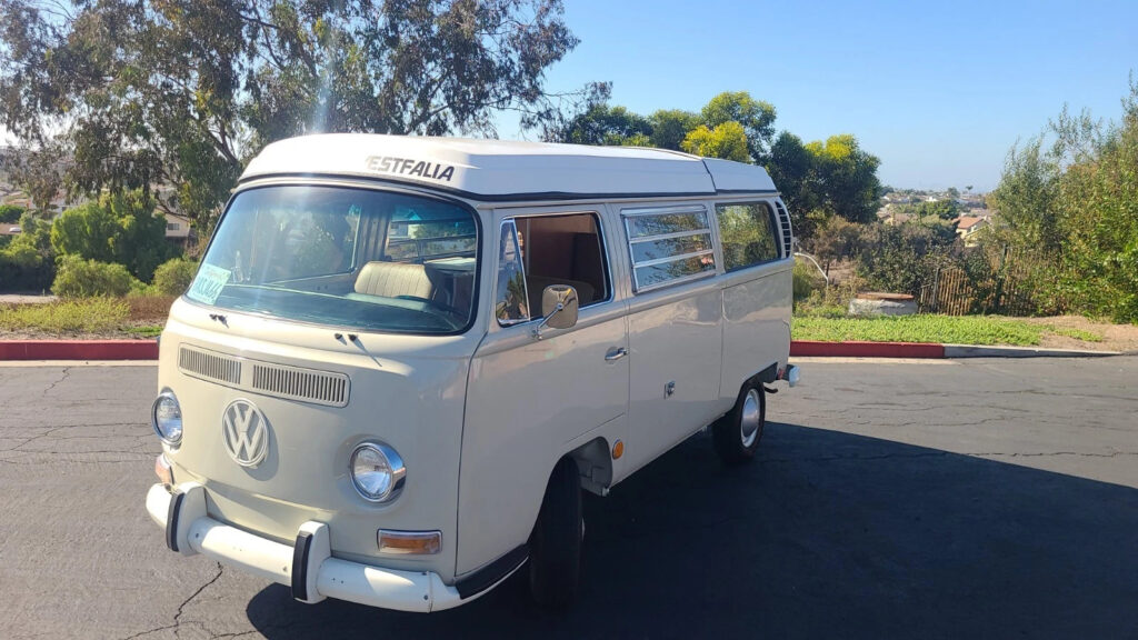 1968 Volkswagen Classic California Bus Westfalia Camper
