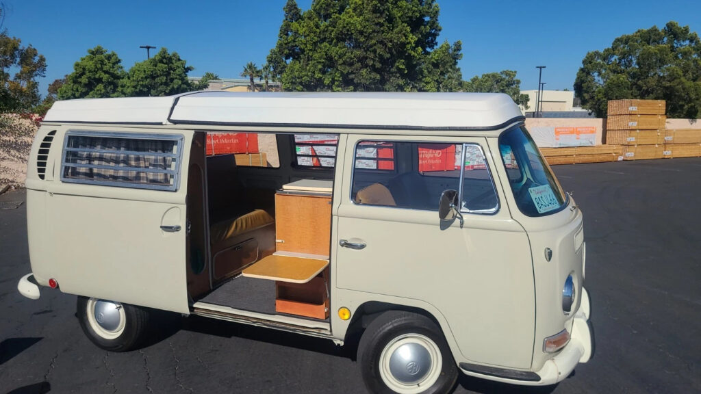 1968 Volkswagen Classic California Bus Westfalia Camper