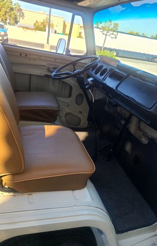 1968 Volkswagen Classic California Bus Westfalia Camper