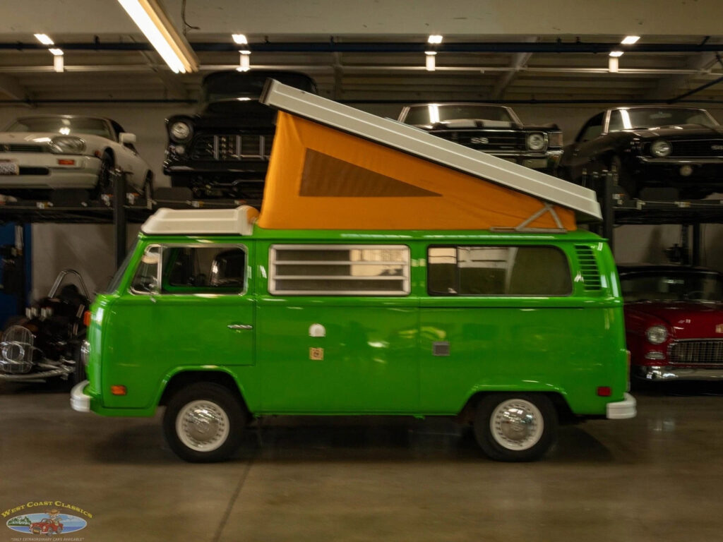 1977 Volkswagen Pop Top Camper Van Bus