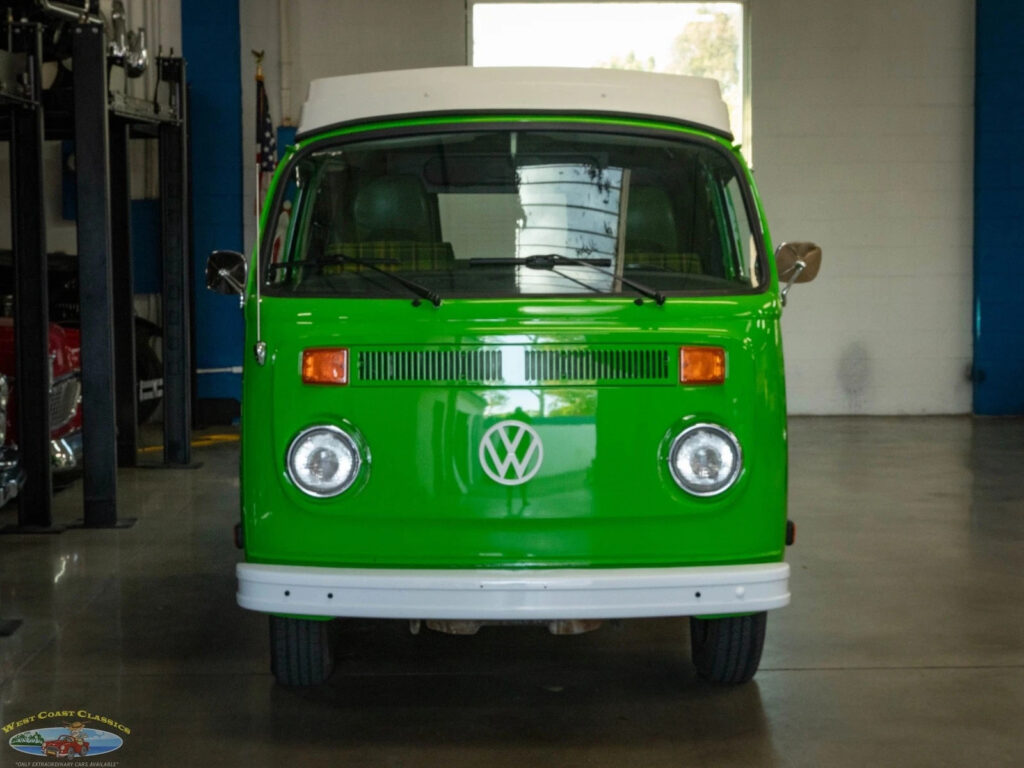 1977 Volkswagen Pop Top Camper Van Bus