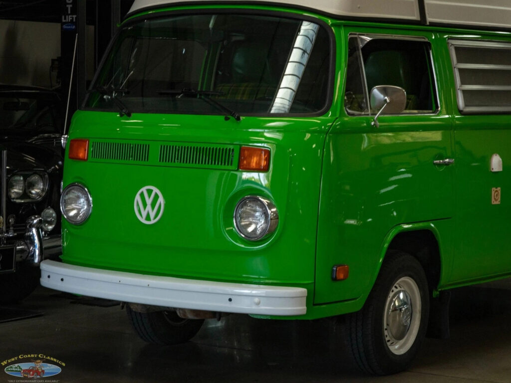 1977 Volkswagen Pop Top Camper Van Bus