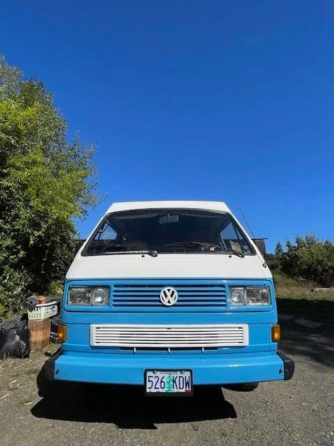 1984 Volkswagen Vanagon Camper 1.9L H4 8V Manual Minivan/van