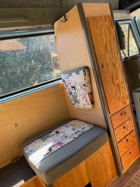 1984 Volkswagen Vanagon Camper 1.9L H4 8V Manual Minivan/van