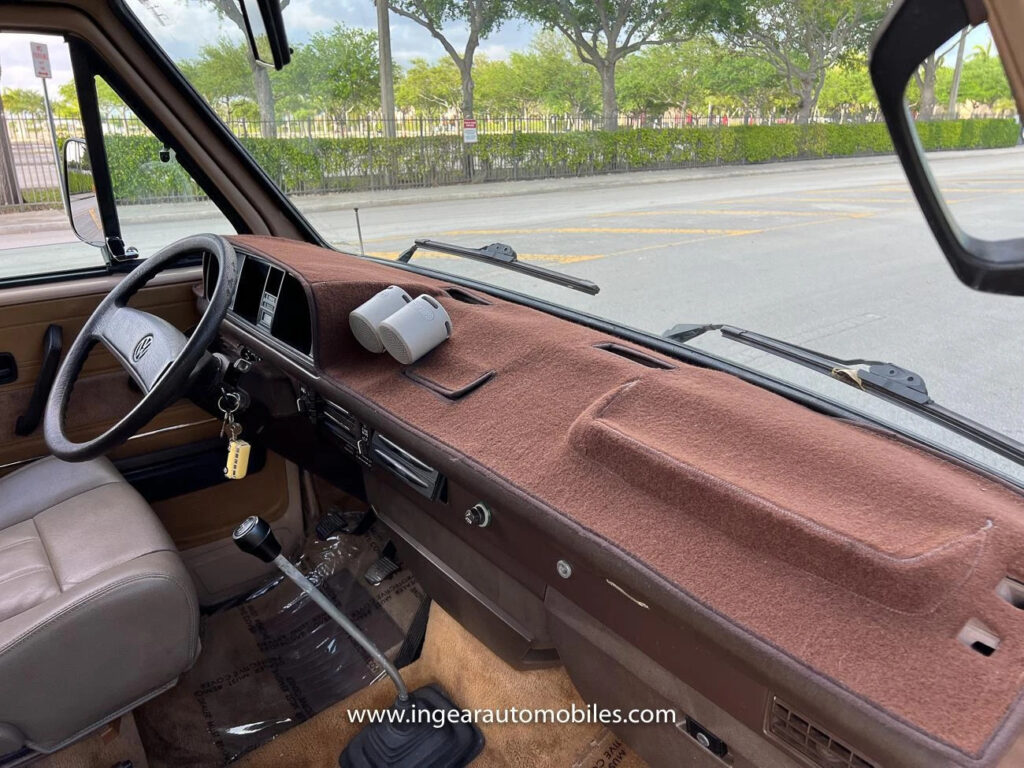 1984 Volkswagen VW Bus Vanagon GL Westfalia Camper