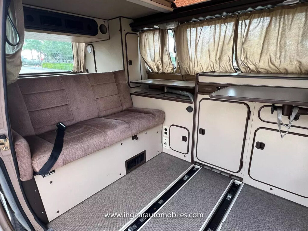 1984 Volkswagen VW Bus Vanagon GL Westfalia Camper
