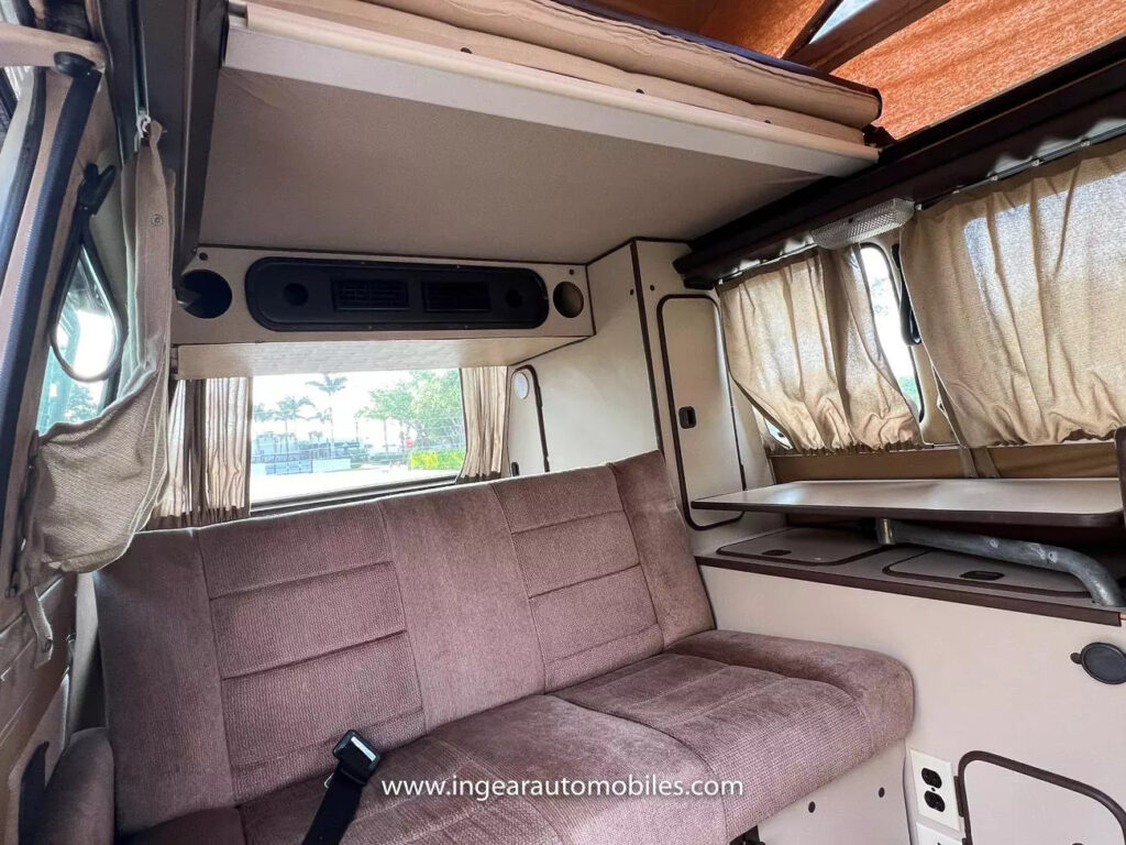 1984 Volkswagen VW Bus Vanagon GL Westfalia Camper