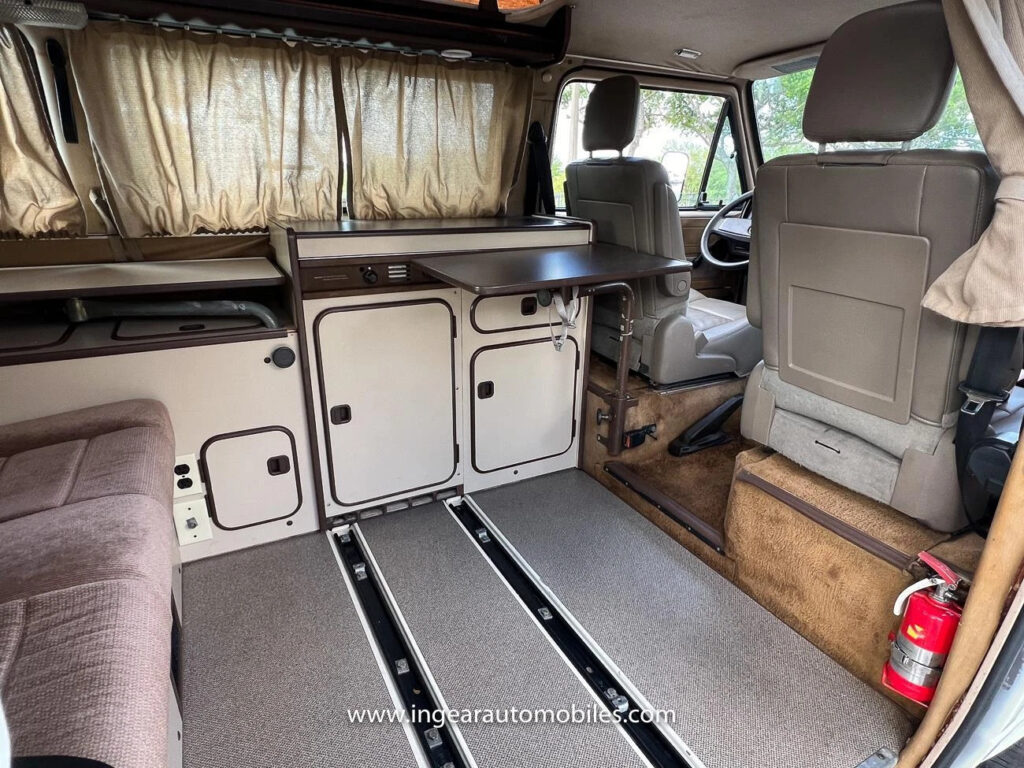 1984 Volkswagen VW Bus Vanagon GL Westfalia Camper