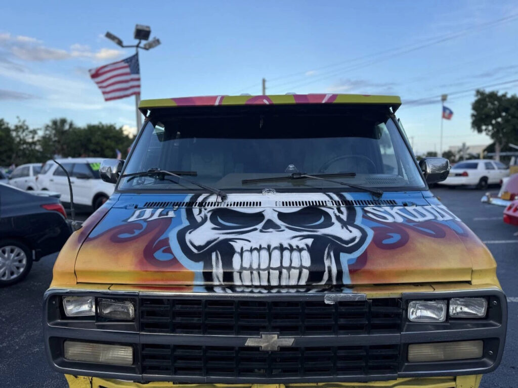 1992 Chevrolet G20 Van Camper RV Sleeper Chevy 350 V8 GMC Mobile Home Florida NR