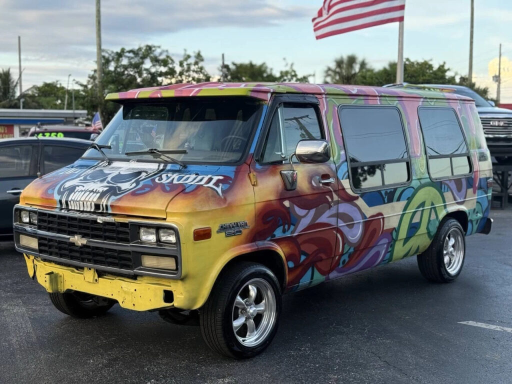 1992 Chevrolet G20 Van Camper RV Sleeper Chevy 350 V8 GMC Mobile Home Florida NR