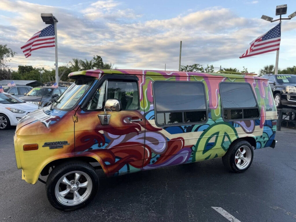 1992 Chevrolet G20 Van Camper RV Sleeper Chevy 350 V8 GMC Mobile Home Florida NR