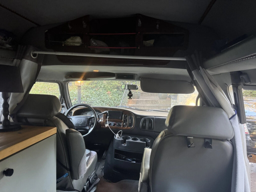 2001 Dodge Ram Campervan