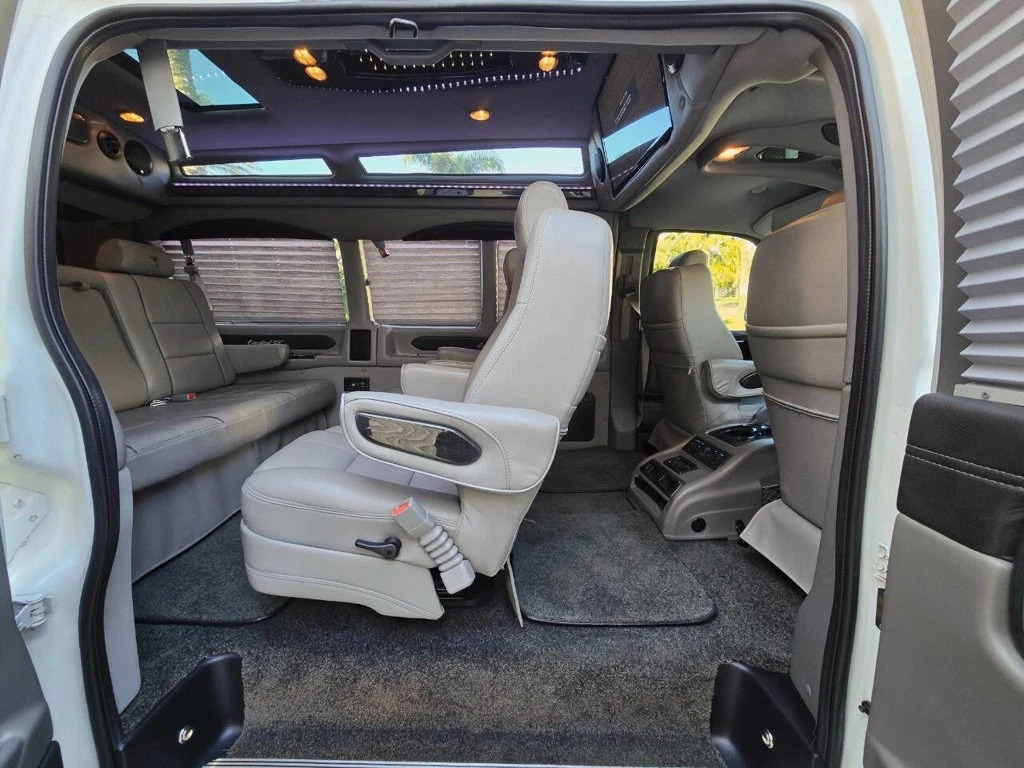 2016 GMC Savana 2500 Explorer Conversion! – 6.0L V8 Clean Carfax 27K Miles!