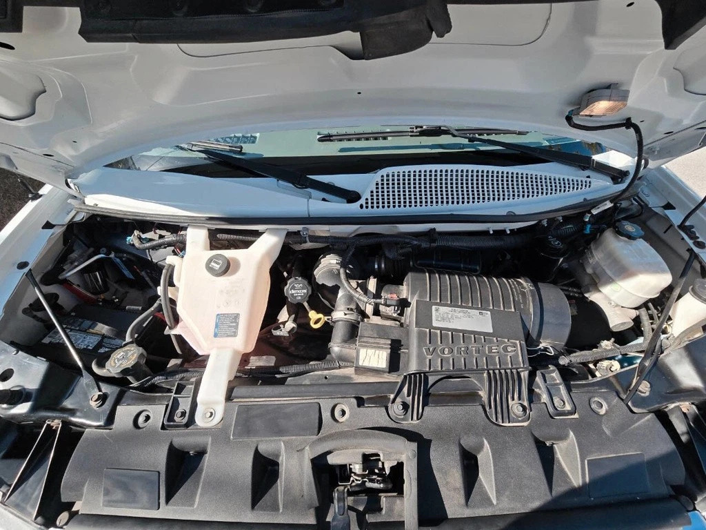 2016 GMC Savana 2500 Explorer Conversion! – 6.0L V8 Clean Carfax 27K Miles!