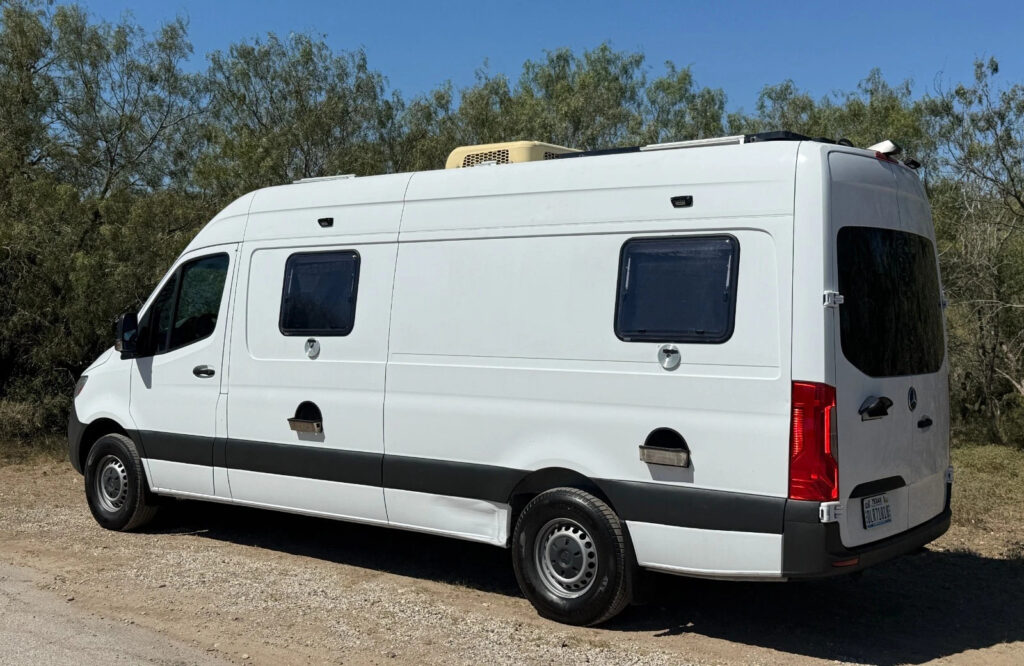2019 Mercedes Benz Sprinter 2500 Camper van