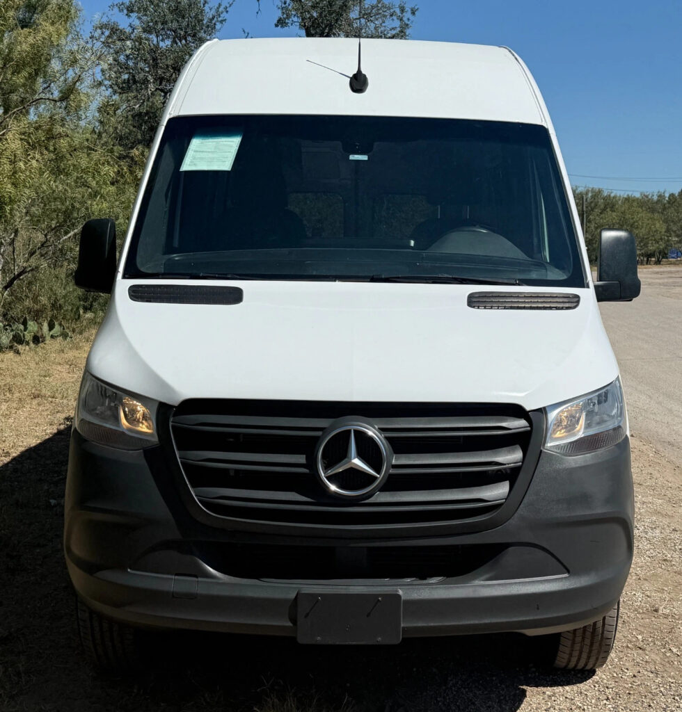 2019 Mercedes Benz Sprinter 2500 Camper van