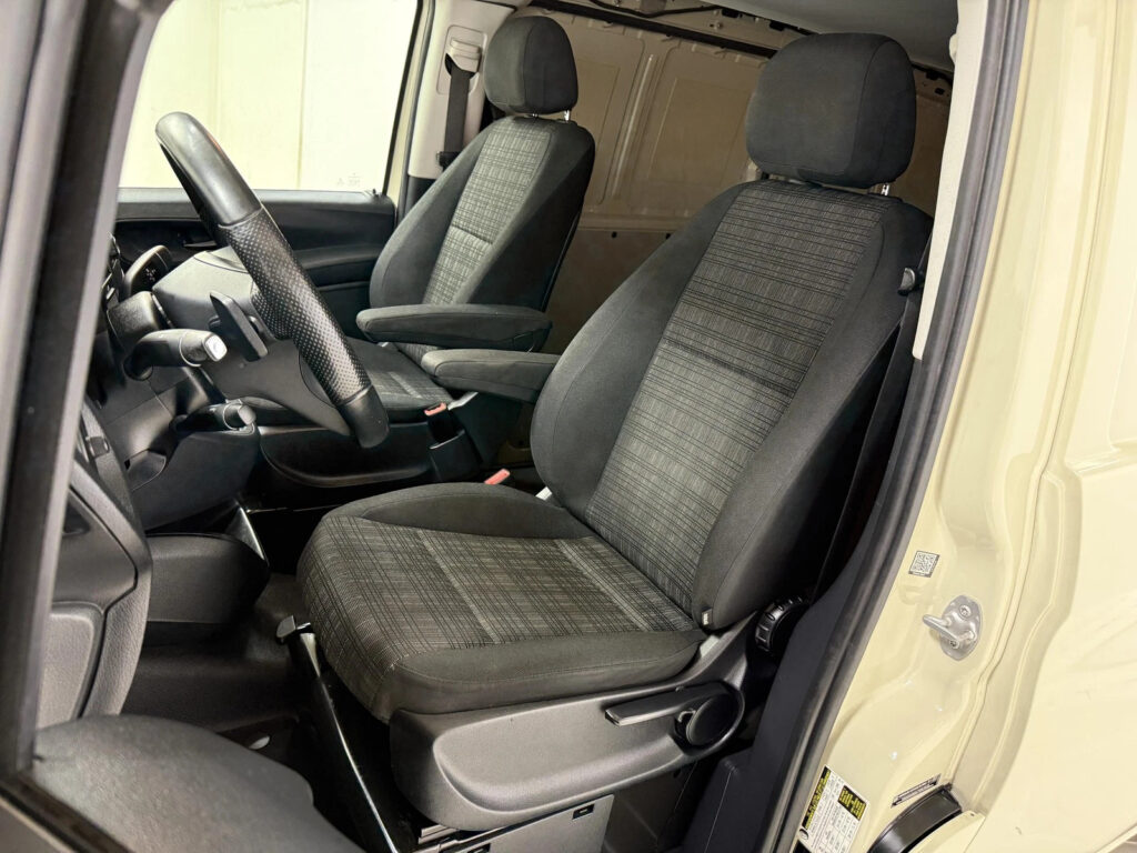 2020 Mercedes Benz Metris One Owner, Factory Extended Warranty