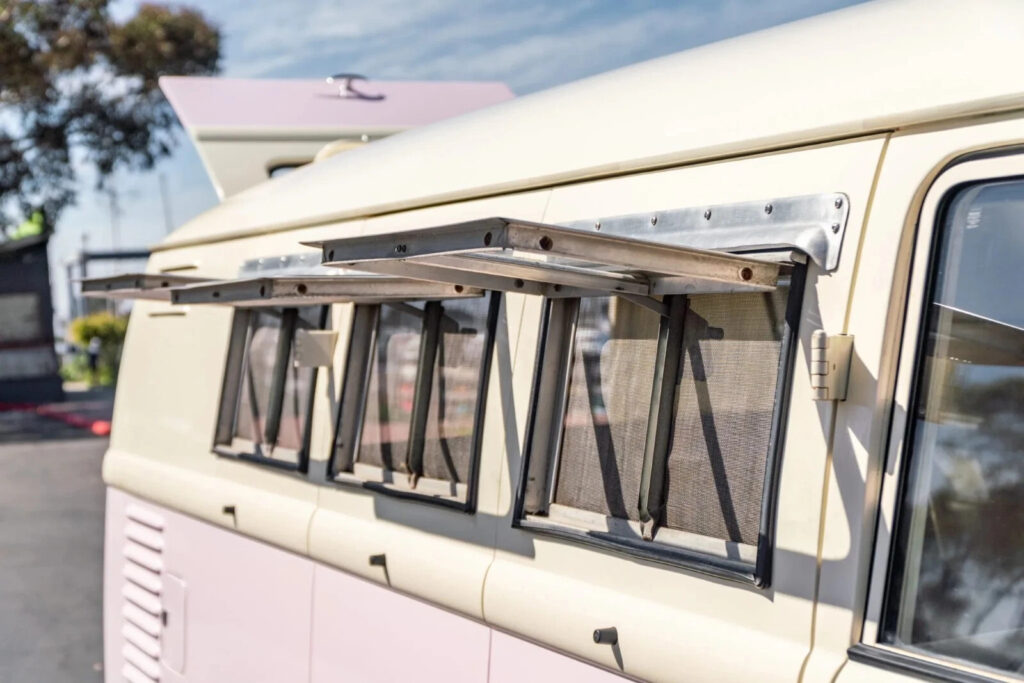 1961 VW BUS TYPE 2 Camper Van Twin Double Door RARE