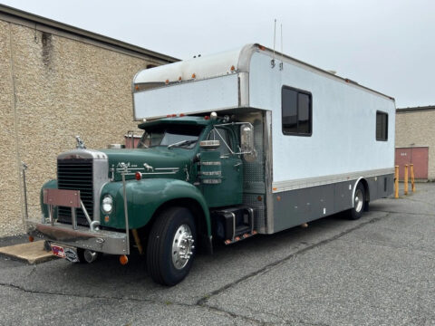 1962 Mack Maxidyne Camper for sale