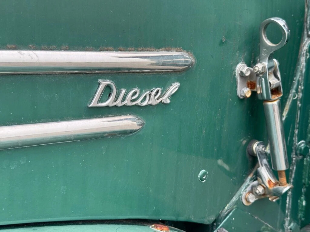 1962 Mack Maxidyne Camper