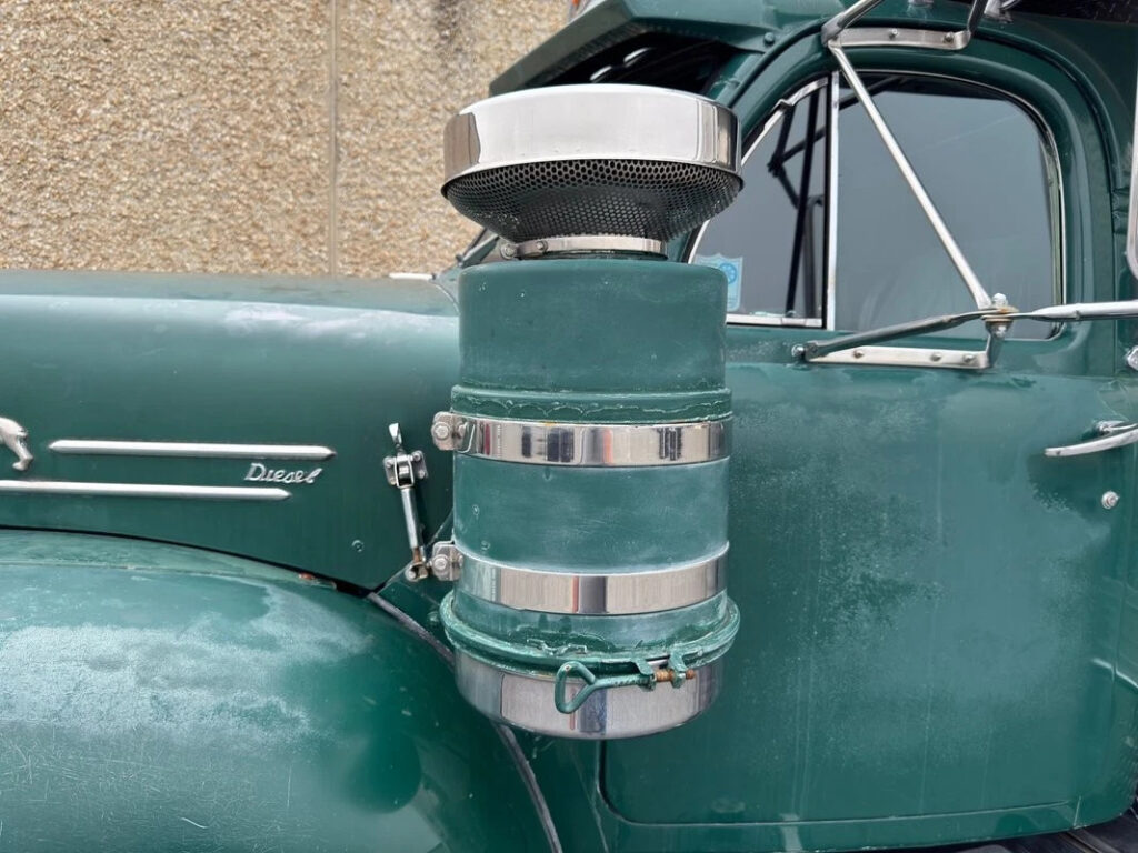 1962 Mack Maxidyne Camper