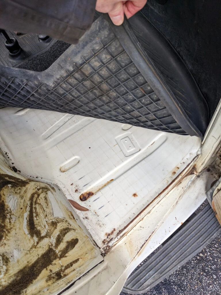 1972 VW Camper Van by Sportmobile pop top Sleeps 4 Adults all Original Interior