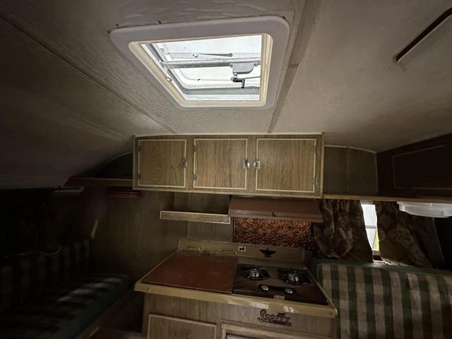 1975 Serro Scotty Sportsman Camper