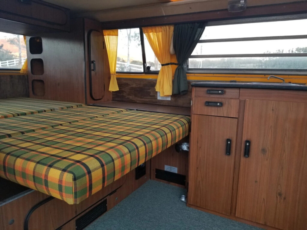 1977 Volkswagen Westfalia Camper