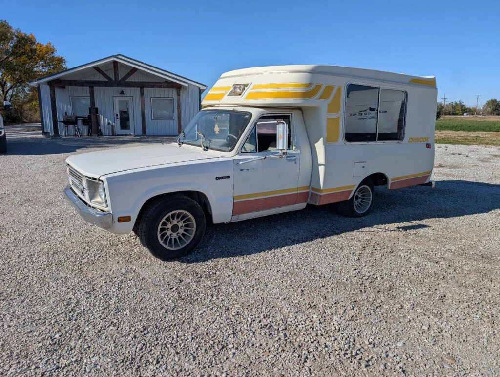 1979 Ford Courier Chinook Camper