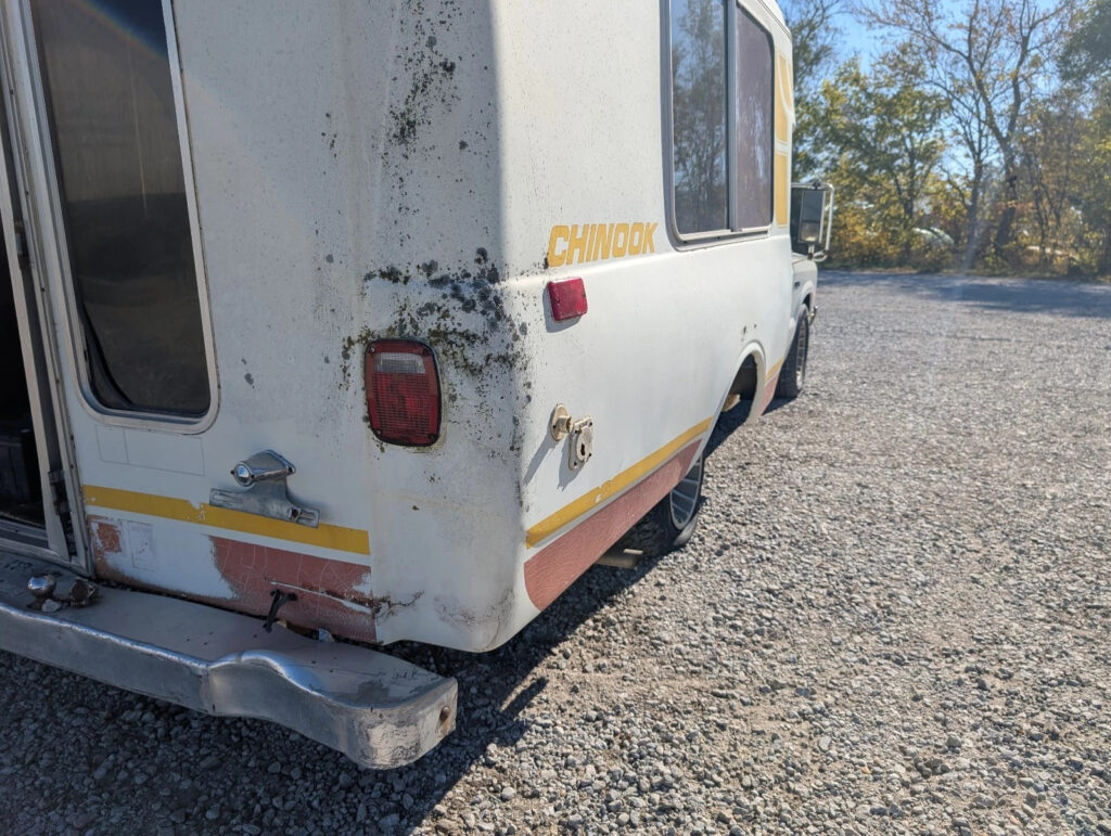 1979 Ford Courier Chinook Camper
