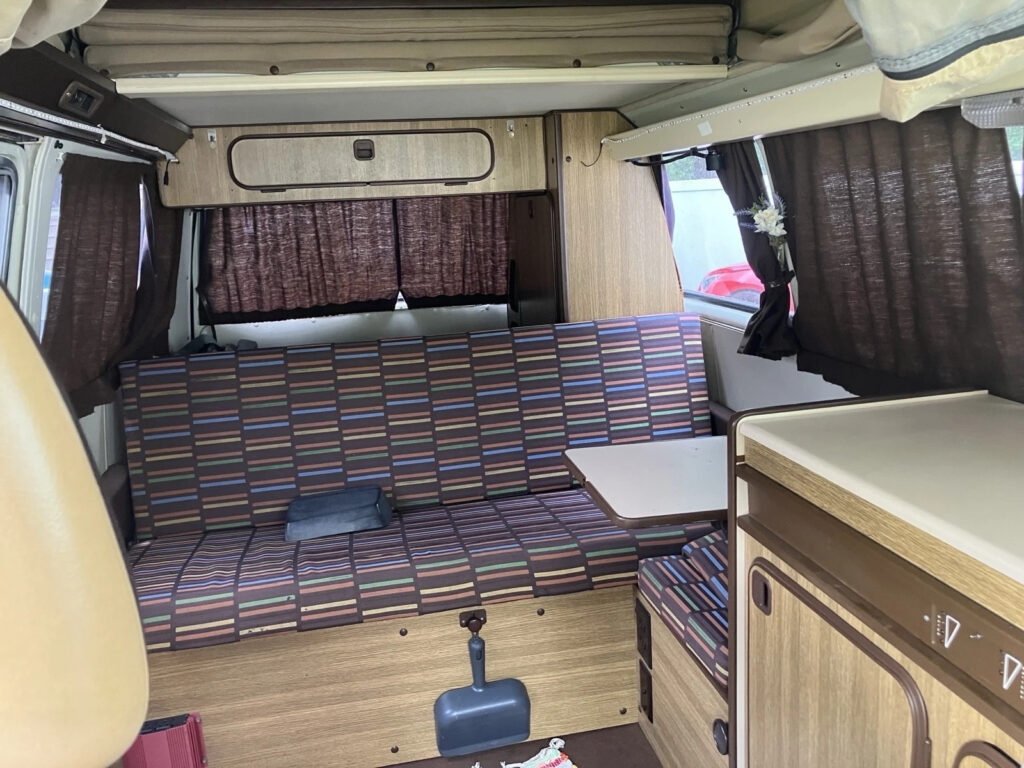 1981 Volkswagen Vanagon White Manual Camper