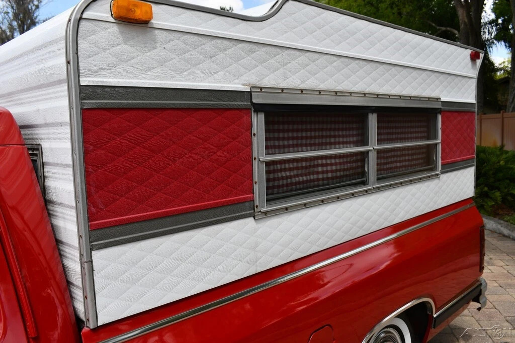 1985 Dodge Ram 1500 Camper Special 5.2L V8 Auto