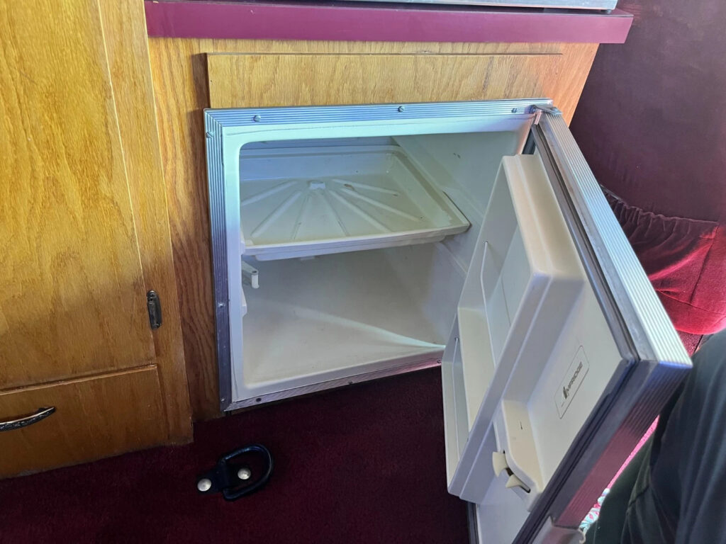 1986 Chevrolet G20 Van Contempo