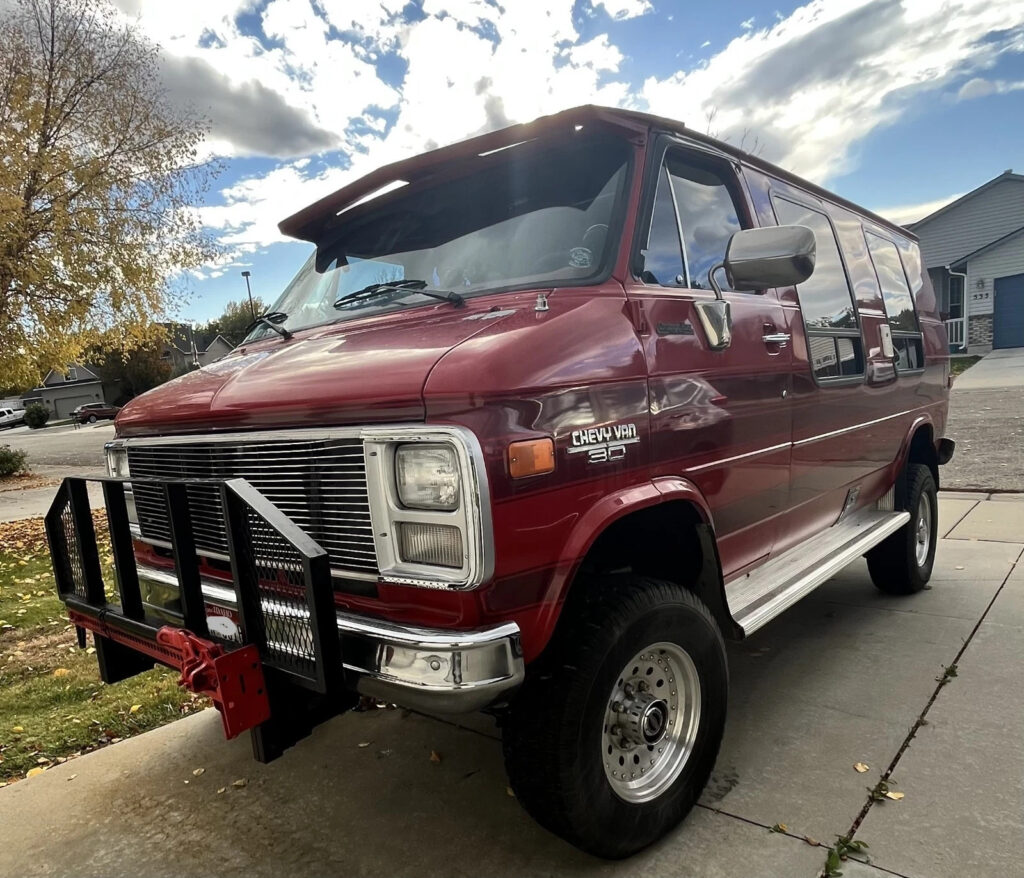 1986 Chevrolet G20 Van Contempo