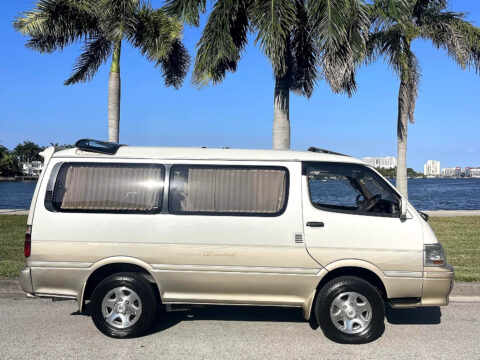 1994 Toyota Hiace VAn Super Custom Limited Low 47K Miles Camper 4WD Diesel for sale