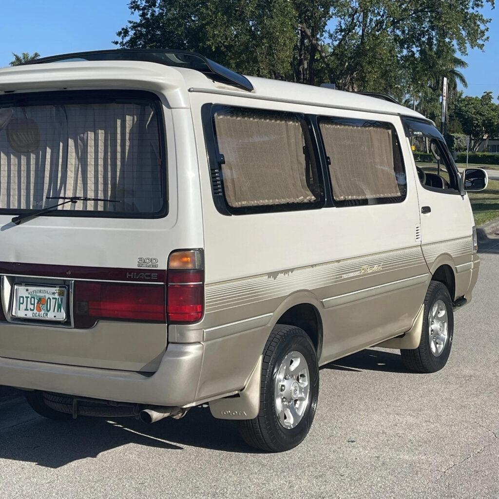 1994 Toyota Hiace VAn Super Custom Limited Low 47K Miles Camper 4WD Diesel