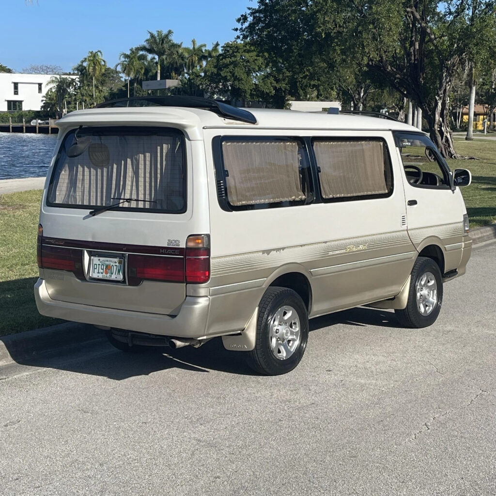 1994 Toyota Hiace VAn Super Custom Limited Low 47K Miles Camper 4WD Diesel