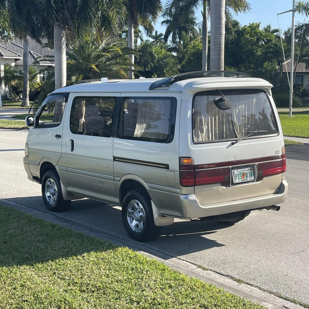 1994 Toyota Hiace VAn Super Custom Limited Low 47K Miles Camper 4WD Diesel