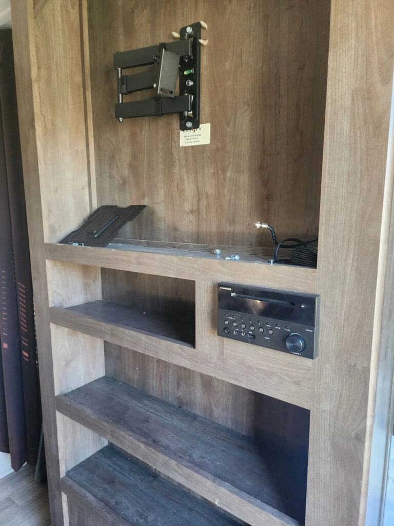 2019 Coleman Lantern Series M-245rk