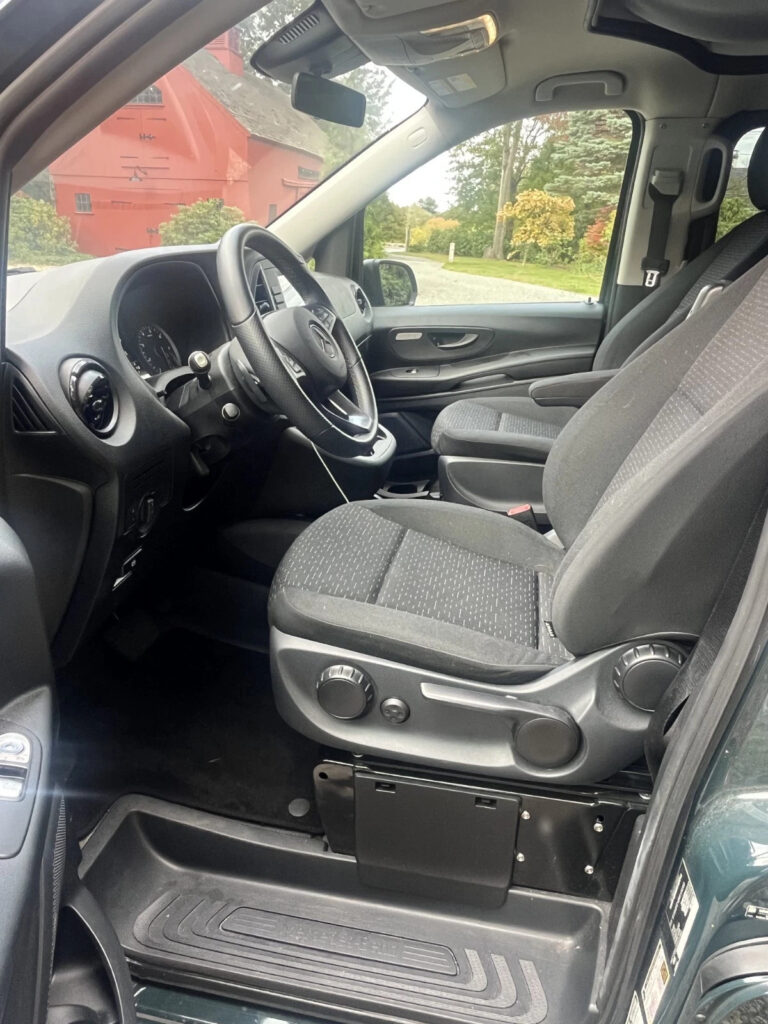 2022 Mercedes-Benz Metris Driverge Getaway Conversion